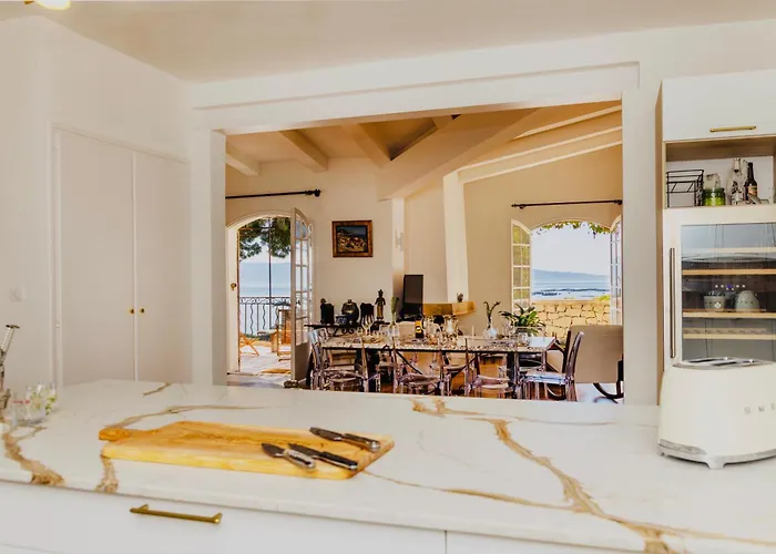 Balamb Garden A Cinarchesa Hotel 4*