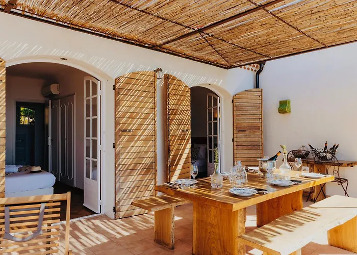 Otel Balamb Garden A Cinarchesa Ajaccio (Corsica)