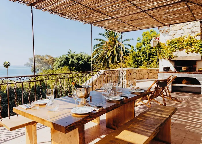 Hotel Balamb Garden A Cinarchesa Ajaccio (Corsica)