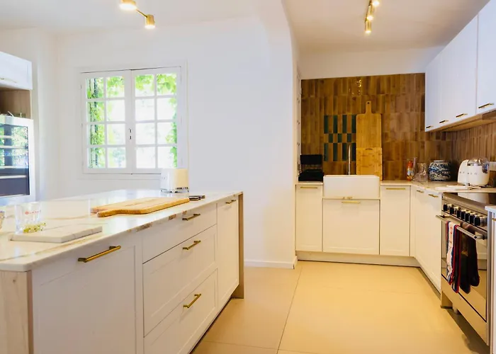 Hotel Balamb Garden A Cinarchesa 4*