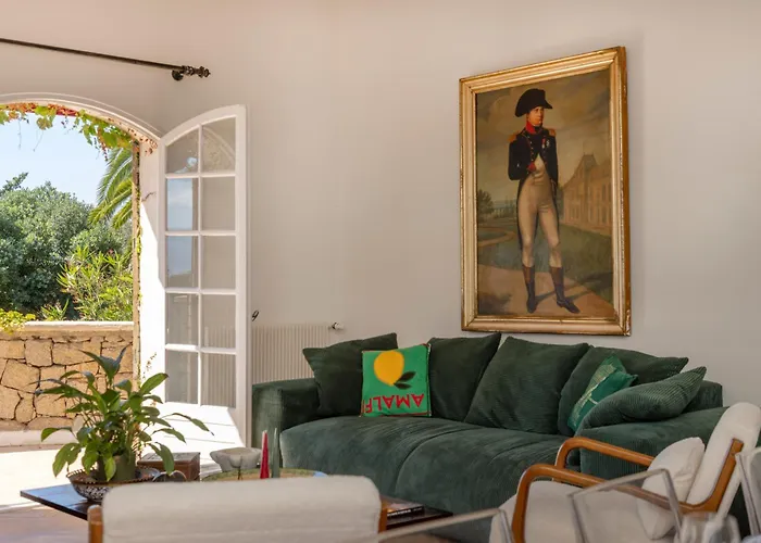 Balamb Garden A Cinarchesa Otel Ajaccio (Corsica)