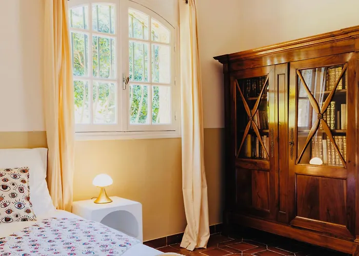 Balamb Garden A Cinarchesa Ajaccio (Corsica)