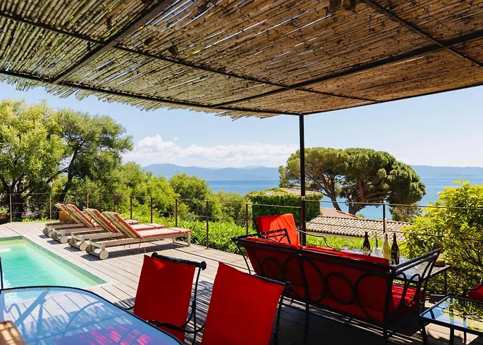 Balamb Garden A Cinarchesa Hotell